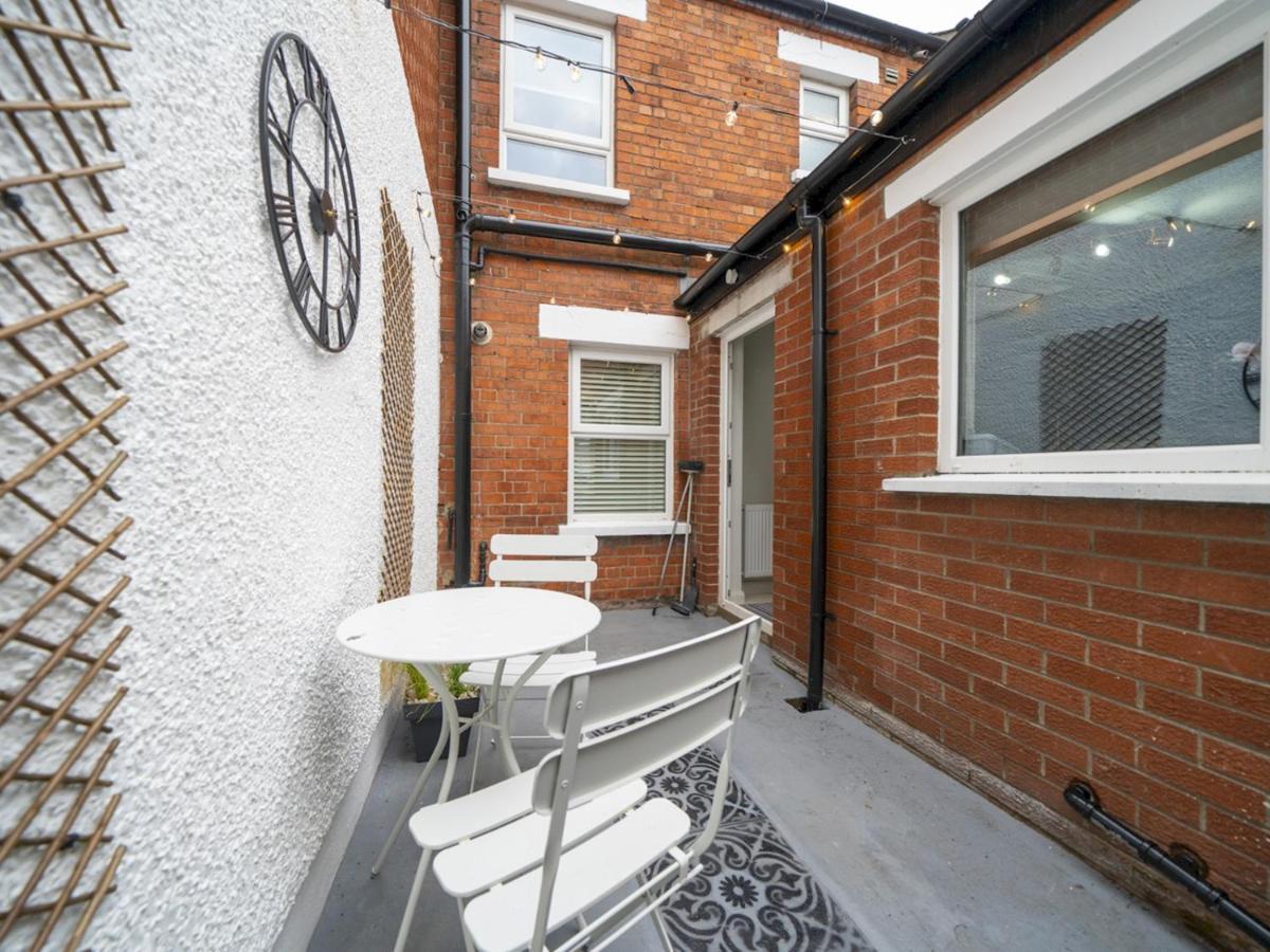 Pass The Keys 58 Lw Ave Stunning 2Br Terrace Top Location Lots Nearby Belfast Exteriör bild